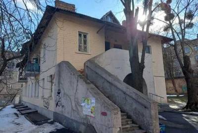Убийство сестер в Киеве: журналисты нашли квартиру, из-за которой одну девушку отравили, а вторую застрелили