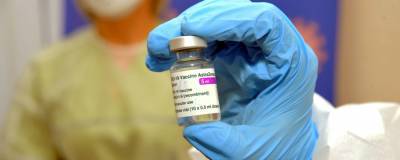Власти Венгрии приостановили вакцинацию препаратом AstraZeneca