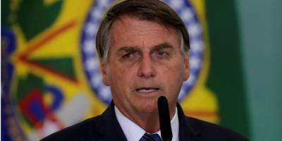 Болсонару призвал бразильцев «прекратить ныть» из-за коронавируса