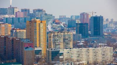 Жители Владивостока вышли на общекраевой субботник