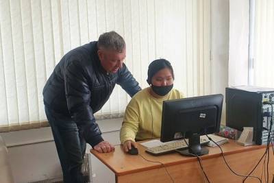 Гурулёв проверил работу кол-центров по вакцинации от коронавируса в Чите