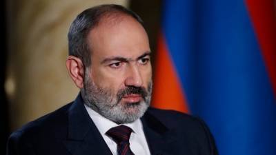 Пашинян обсудил с госсекретарем США ситуации в Ереване и Карабахе