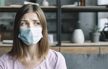 Медики открыли еще одну неожиданную пользу защитных масок от коронавируса