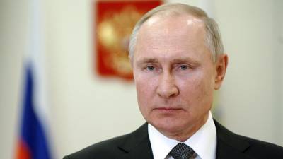 Путин поручил разработать план по профилактике социального сиротства
