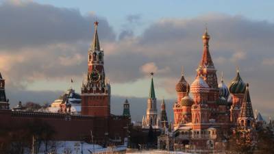 Французское СМИ заподозрило Москву и Париж в тайной дипломатии