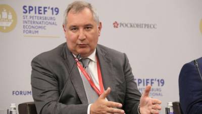 Рогозин поблагодарил США за полезный "космический пинок"