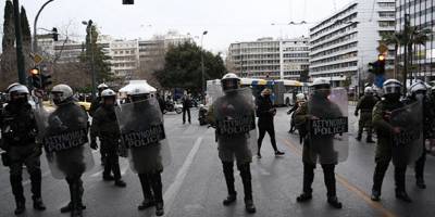 В Афинах полиция задержала 10 человек на акции протеста в поддержку Димитриса Куфонтинаса – ФОТО, ВИДЕО - ТЕЛЕГРАФ