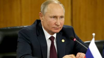 Кремль не станет переносить совещание по экономическим вопросам с участием Путина