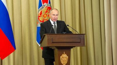Спикер Кремля исключил контакты Путина с заболевшим COVID-19 Орешкиным