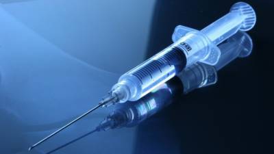 В Минздраве РФ предложили повторно вакцинировать россиян с малым количеством антител