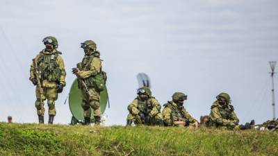 Обозреватели NI рассказали о вооружении российского "солдата будущего"