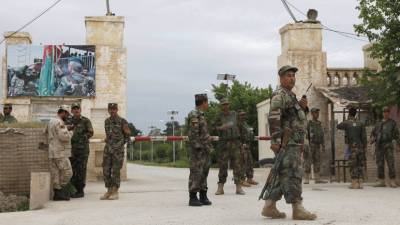 Семь военных погибли при нападении талибов на севере Афганистана