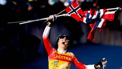 Норвежка Йохауг выиграла масс-старт на ЧМ, россиянки остались без медалей