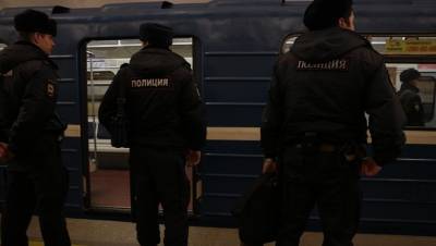 Уголовное дело возбудили в Петербурге из-за оскорбительной надписи про Путина