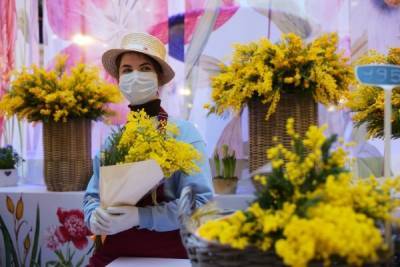 Флористы опровергли вывод Жириновского о вызывающих эпидемии цветах