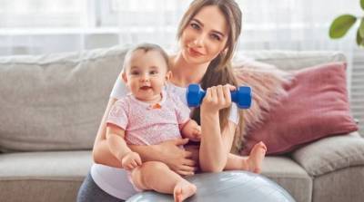 Как фитнес с ребёнком поможет похудеть после родов?