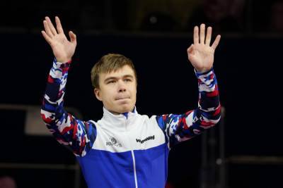 Елистратов — бронзовый призёр ЧМ по шорт-треку на дистанции 1500 метров: все результаты