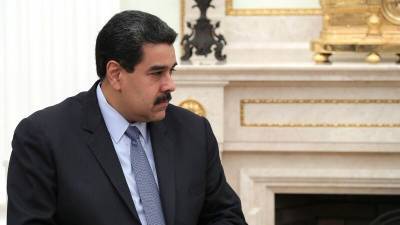Медики в Венесуэле сделали президенту Николасу Мадуро инъекцию "Спутника V"