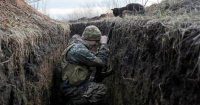 Боевики восемь раз открывали огонь, украинские защитники достойно отвечали