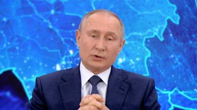 Владимир Путин выразил соболезнования близким Валентина Курбатова