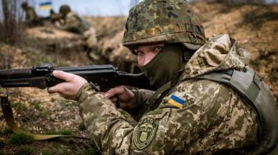 Ситуация на Донбассе: восемь обстрелов, потерь среди военных ВСУ нет