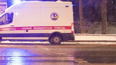 Пьяные хулиганы пытались в Москве угнать машину скорой ради собутыльника