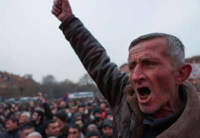 В Армении продолжаются протесты против Пашиняна