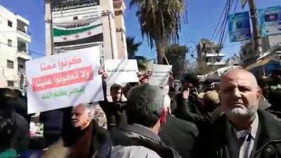 Видео из Сети. Мирные сирийцы протестуют против бесчинств боевиков