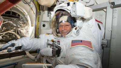 NASA рассчитывает высадить первую женщину на Луну в ближайшие десять лет