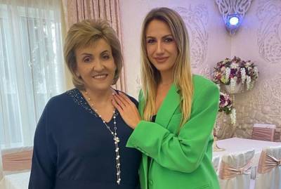 Мама Леси Никитюк отпраздновала день рождения зажигательными танцами с DZIDZIO