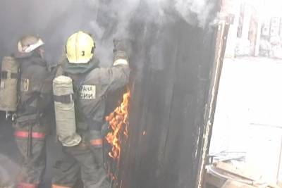 Второй раз за год горел банный комплекс на Ковыльной в Чите