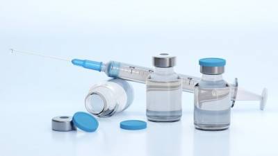 Вакцинацию от коронавируса признали безопасной при болезнях ЖКТ