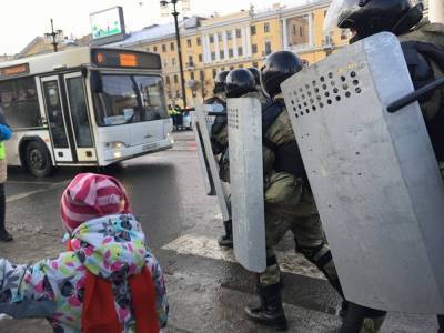 В России вступил в силу запрет на высадку из транспорта детей-безбилетников
