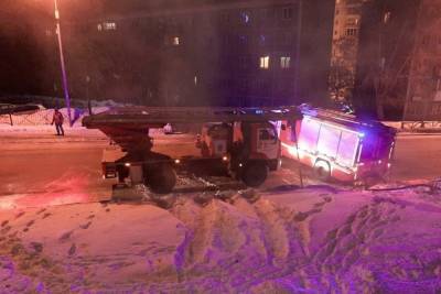В Екатеринбурге произошел пожар в многоэтажке: 23 человека спасены, есть пострадавшие