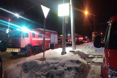 Три человека погибли при пожаре в российском многоэтажном доме