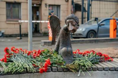 В Петербурге подменили символ: Ангел-хранитель стал «печальным»
