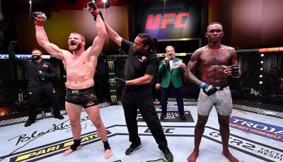Блахович победил Адесанью единогласным решением судей на UFC 259