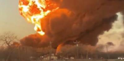 Масштабный пожар вспыхнул в Одессе, спасатели вступили в битву с огнем: "больше 600 кв.м..."