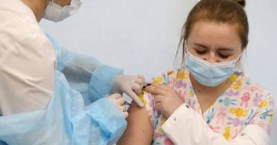 Больше всего вакцинированных в Донецкой, а меньше всего — в Закарпатской областях: статистика в Украине