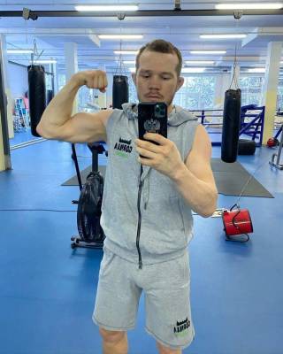 Боец MMA Петр Ян из-за “большой ошибки” лишился чемпионского титула