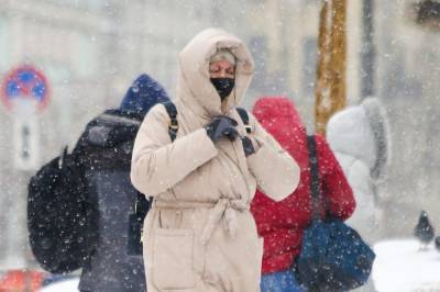 Москвичей предупредили о резком падении давления из-за мощного снегопада