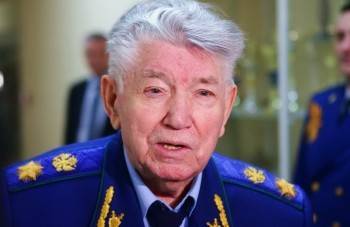 Скончался бывший генпрокурор СССР Александр Сухарев