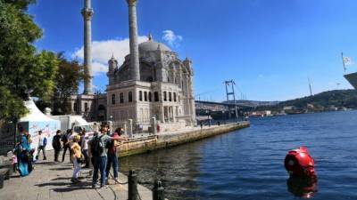 Работник турецкого отеля высоко оценил поведение российских туристов