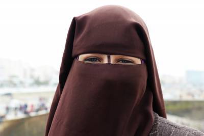 В Швейцарии одобрили запрет ношения скрывающей лицо одежды