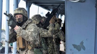 Британские военные прибыли в прифронтовую зону в Донбассе
