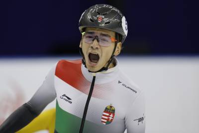 Шандор Лю стал трехкратным чемпионом мира по шорт-треку