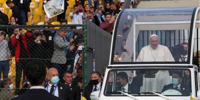 «Ирак навсегда останется со мной». Тысячи человек посетили заключительную мессу Папы Римского в Эрбиле — фоторепортаж