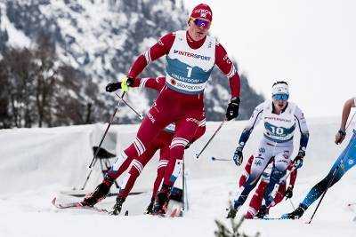Большунову присудили серебро после инцидента с норвежским лыжником на финише