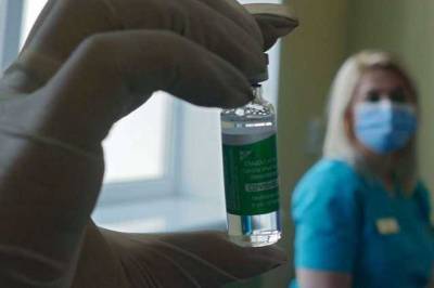 На вакцинацию от COVID-19 за 5 дней записались более 155 тысяч украинцев
