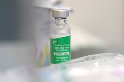 Львовский врач сравнил свою сезонную прививку от гриппа и перенесенную вакцинацию от COVID-19: в чем разница